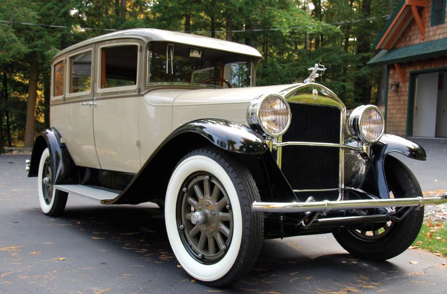 Pierce Arrow Model 81 5 Passenger Sedan 1928 года выпуска Фото 1 VERcity